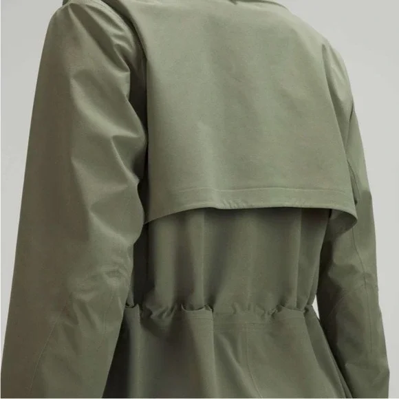 lululemon Rebel stretch rain Jacket